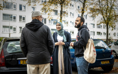 Moslims in Nederland helpen moslims, de financiele nood is hoog